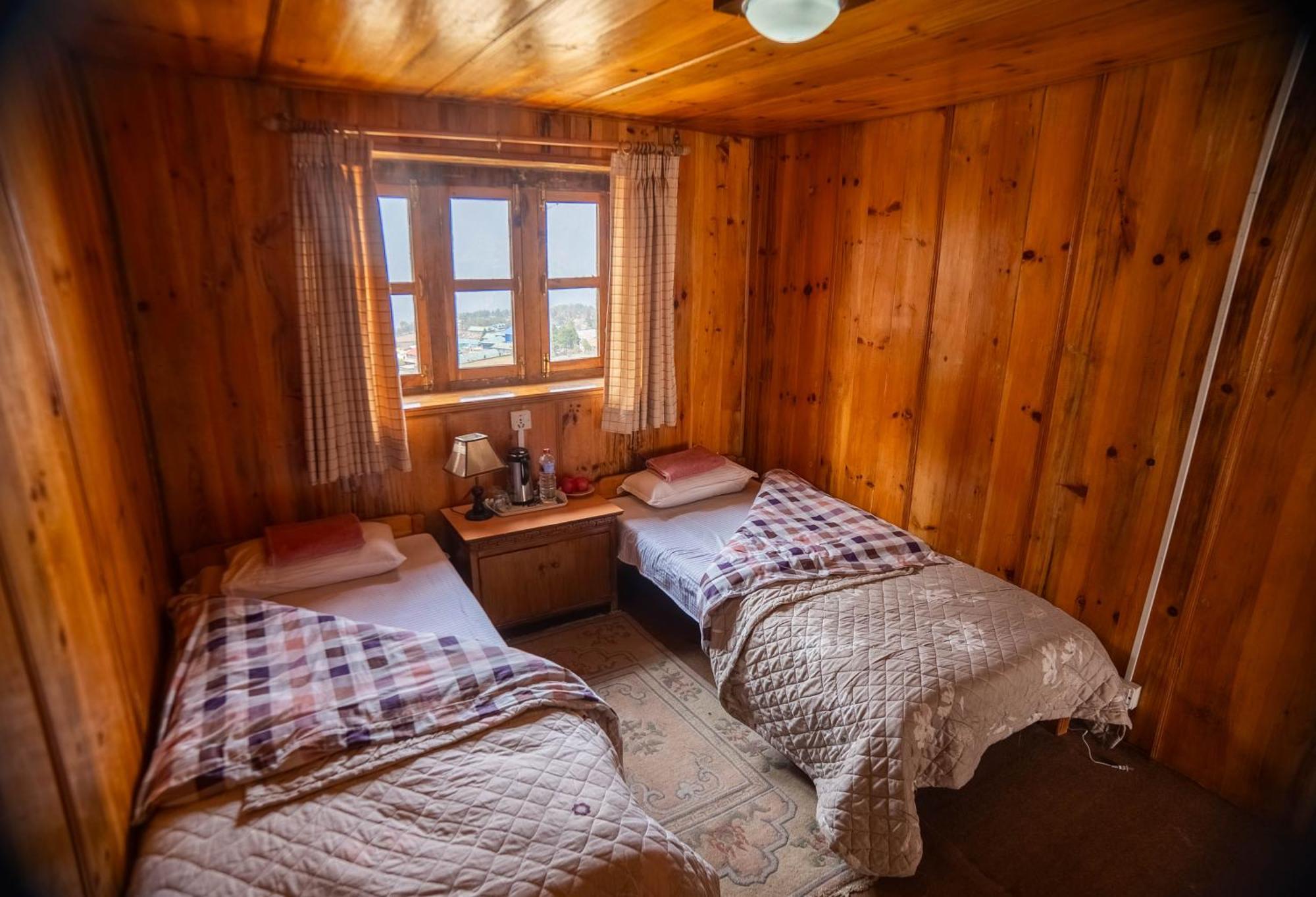 Lukla Himalaya Lodge Esterno foto